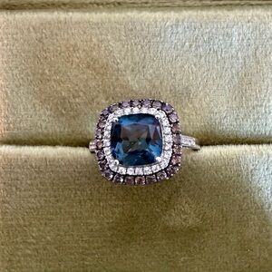 *RARE* 14k Gold Diamond and London Blue Topaz Ring